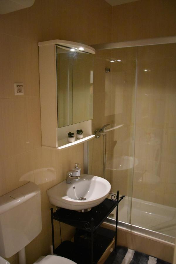 Apartments Bepina- 5 Mins From The Center Σπλιτ Εξωτερικό φωτογραφία
