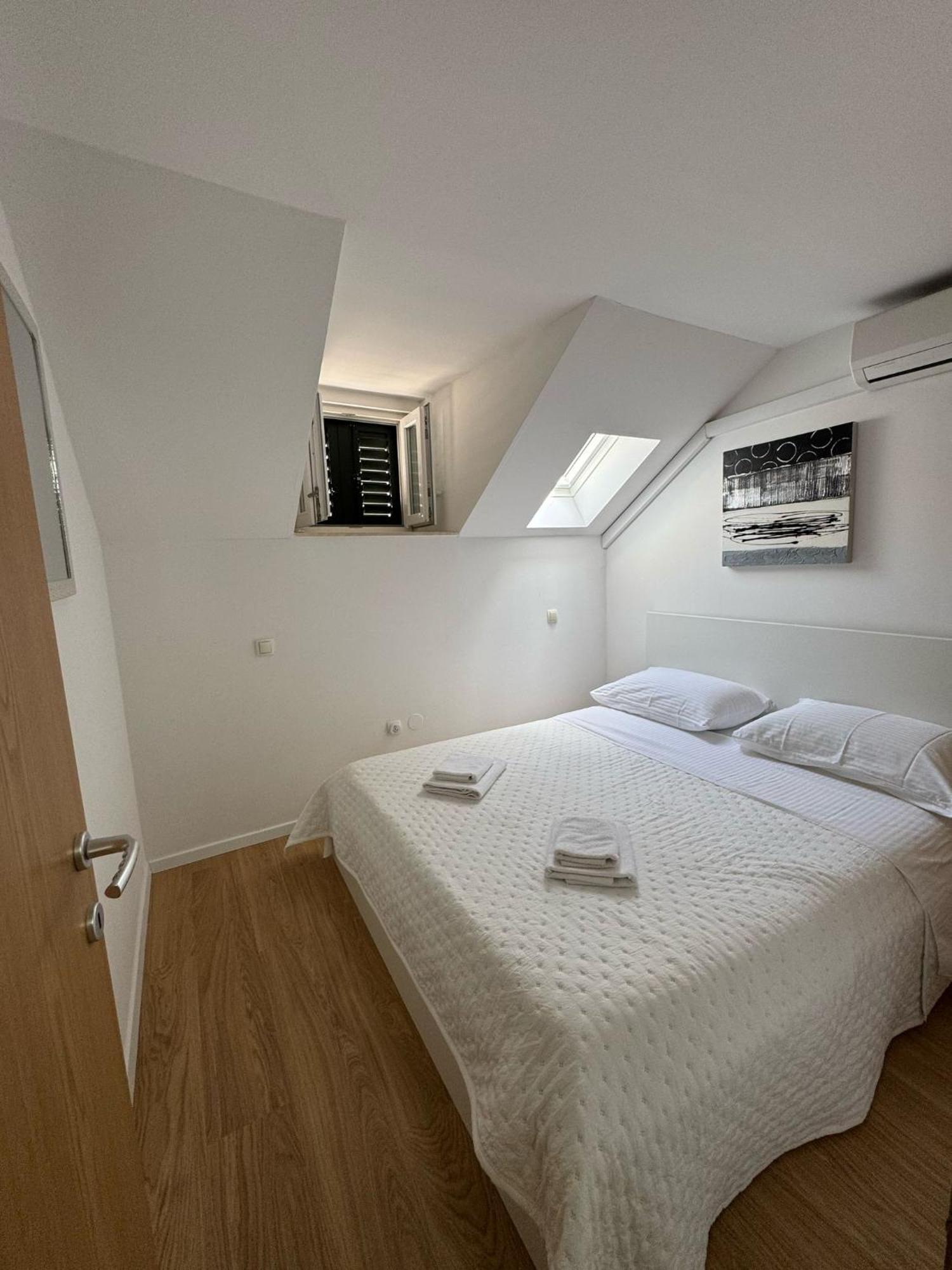 Apartments Bepina- 5 Mins From The Center Σπλιτ Εξωτερικό φωτογραφία