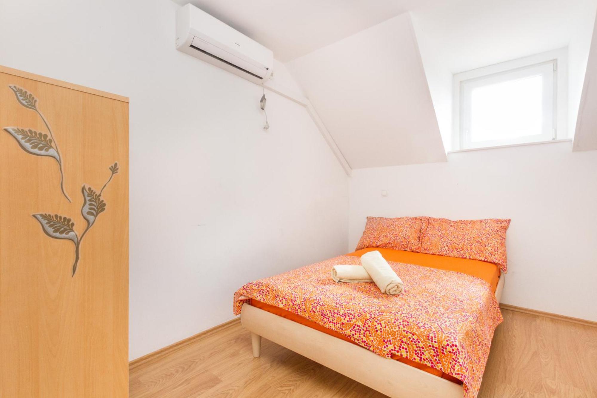 Apartments Bepina- 5 Mins From The Center Σπλιτ Εξωτερικό φωτογραφία